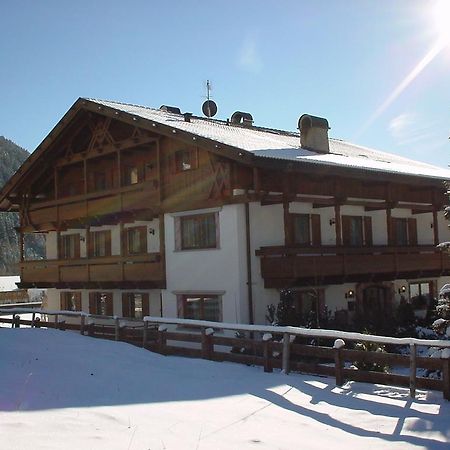 Residence Gruenwald Valles Esterno foto